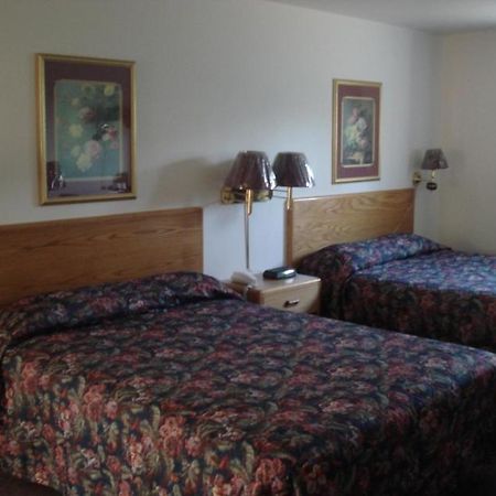 סאולט סאינטה מארי Satelite Motel מראה חיצוני תמונה